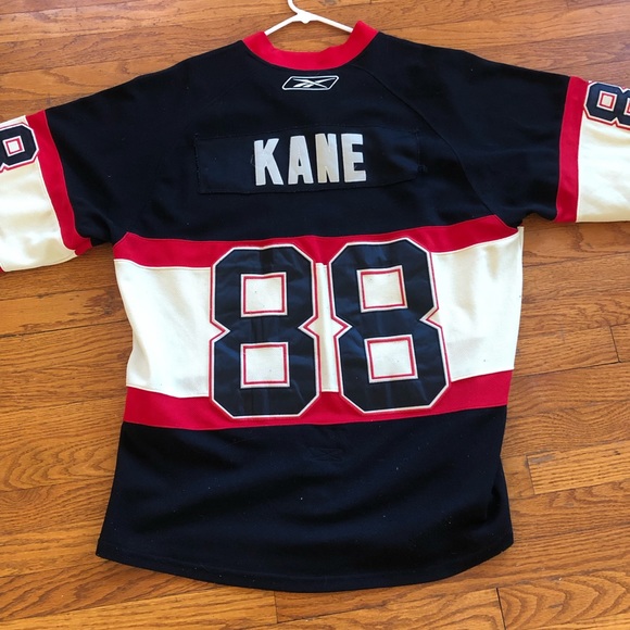 Chicago Blackhawks Patrick Kane Jersey - Picture 2 of 5